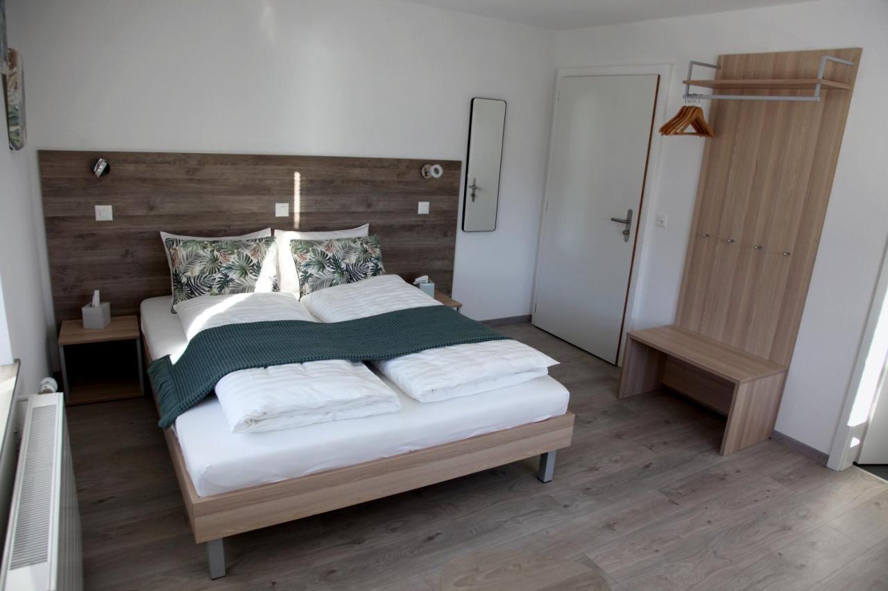 Auberge Du Prevoux เลอ ลอคเคลอ ภายนอก รูปภาพ