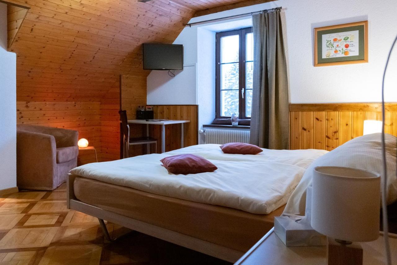 Auberge Du Prevoux เลอ ลอคเคลอ ภายนอก รูปภาพ